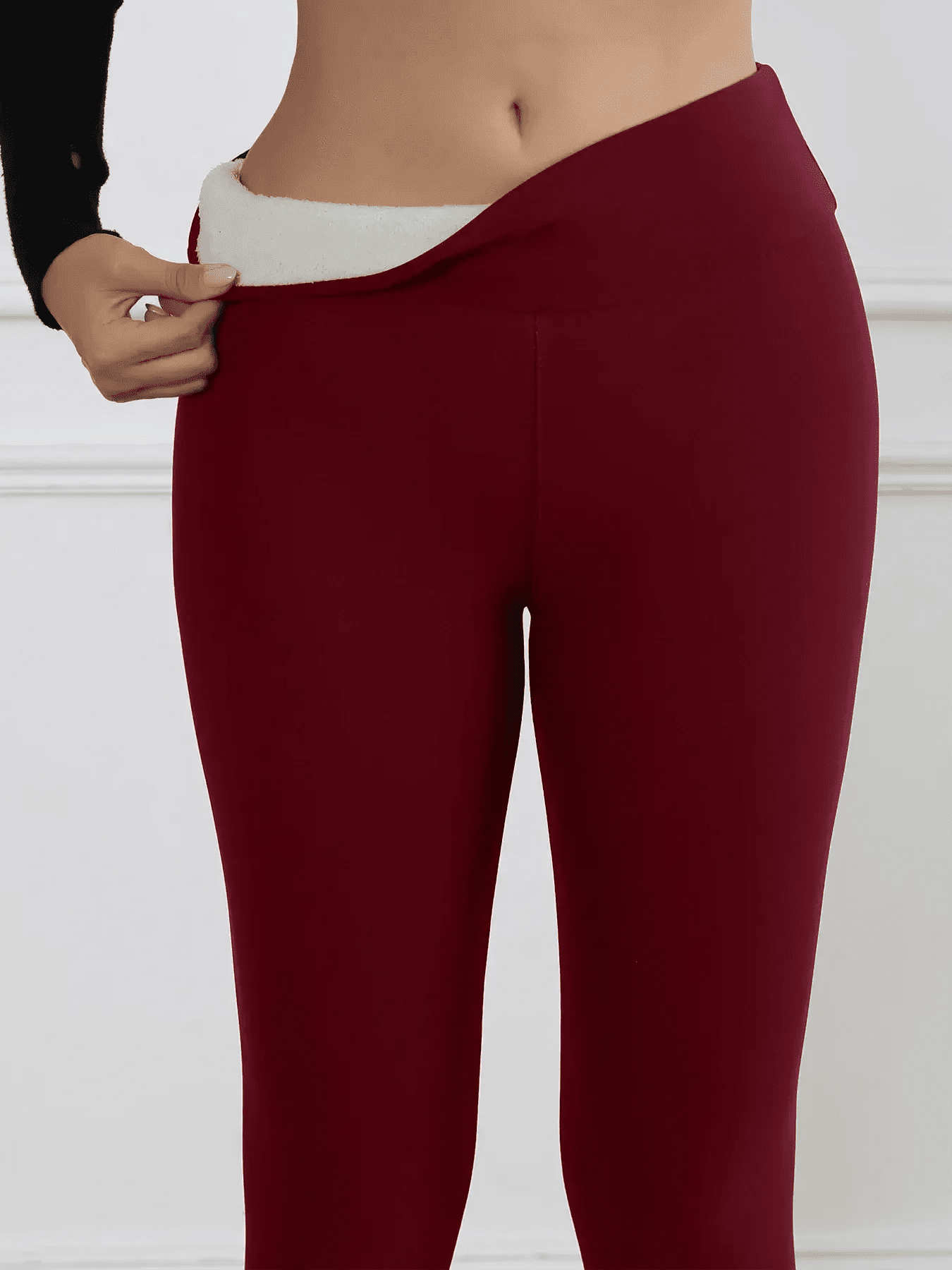 Burgundy women's fleece-lined leggings with high waist, perfect for cozy fashion