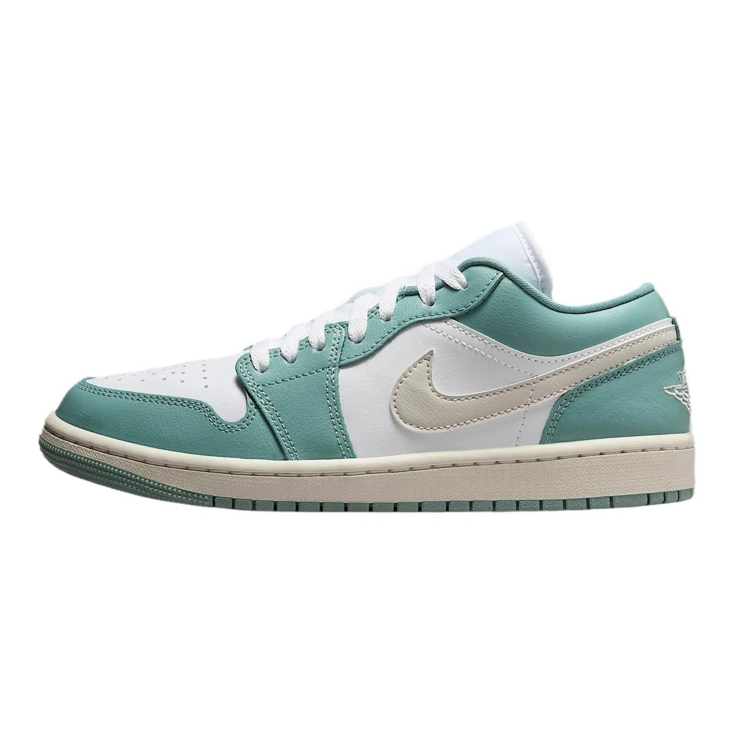 Mint green and white low-top sneaker with Nike swoosh, ideal for women's fashion and casual wear
