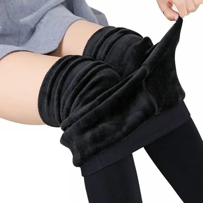 Black fleece-lined women's thermal leggings for cozy winter fashion