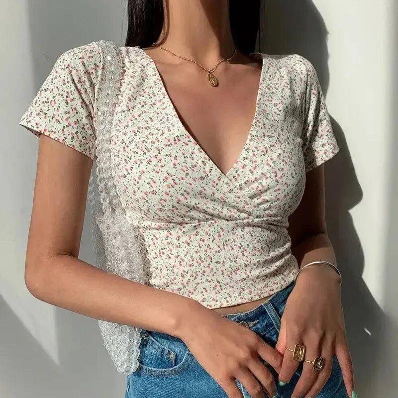 Floral wrap top with lace trim, V-neck, short sleeves, paired with jeans for women's fashion